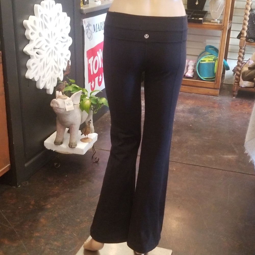 Lululemon pants - Picture 4 of 6